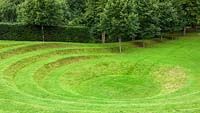 Sunken lawn landform to create turf amphitheatre