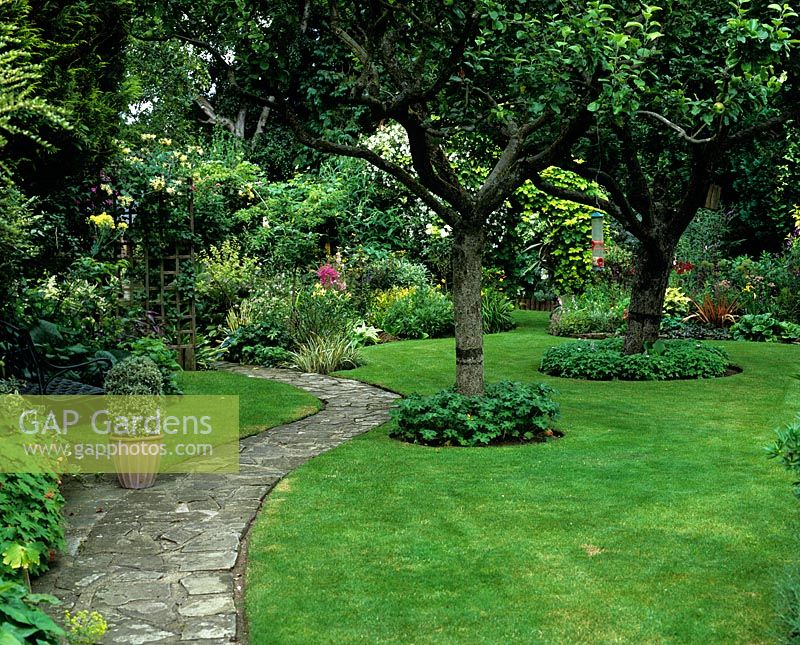 Path thought lawn and borders