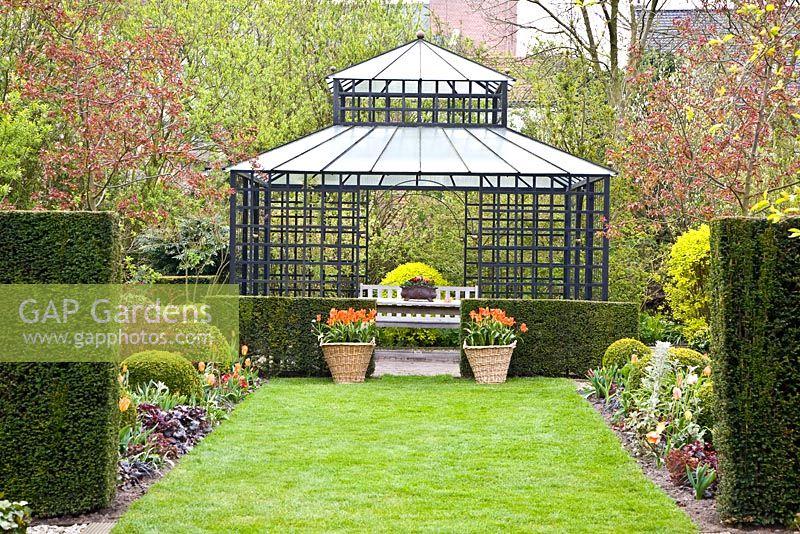 Pavillon in formal garden