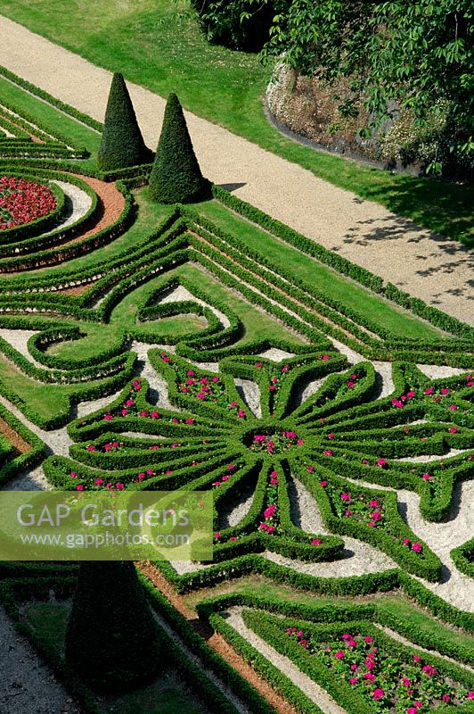 A view of this quite elaborate parterre was taken from a high viewpoint in the town's square.