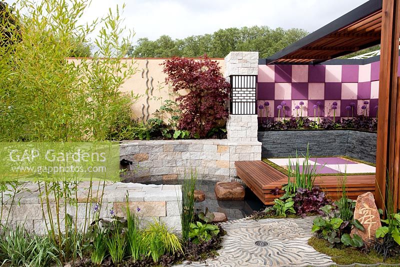 A Japanese Tranquil Retreat Garden, sponsored by Sekisui Exterior Co Ltd - Silver-Gilt Flora medal winner at RHS Chelsea Flower Show 2009