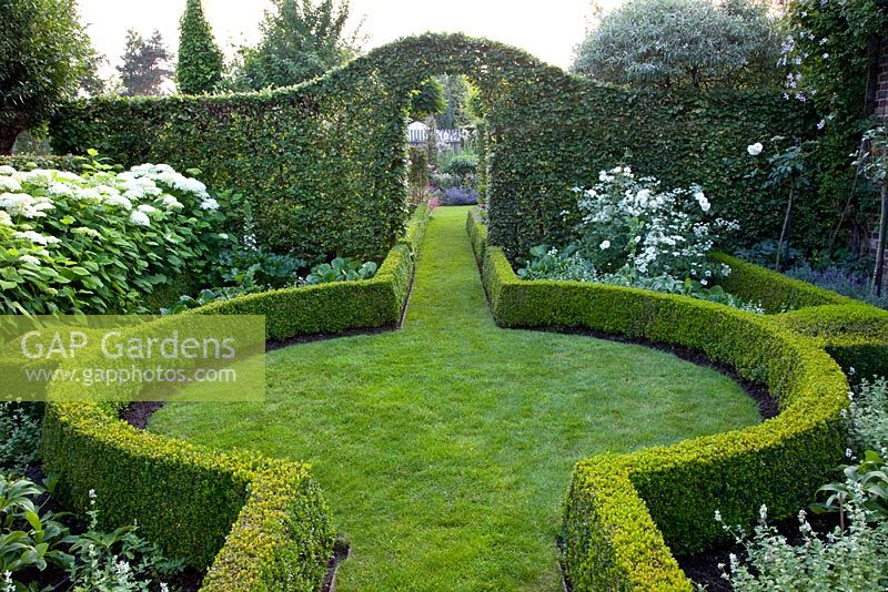 Formal garden with clipped box hedging