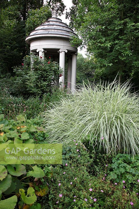 Pavillon with ribbon grass