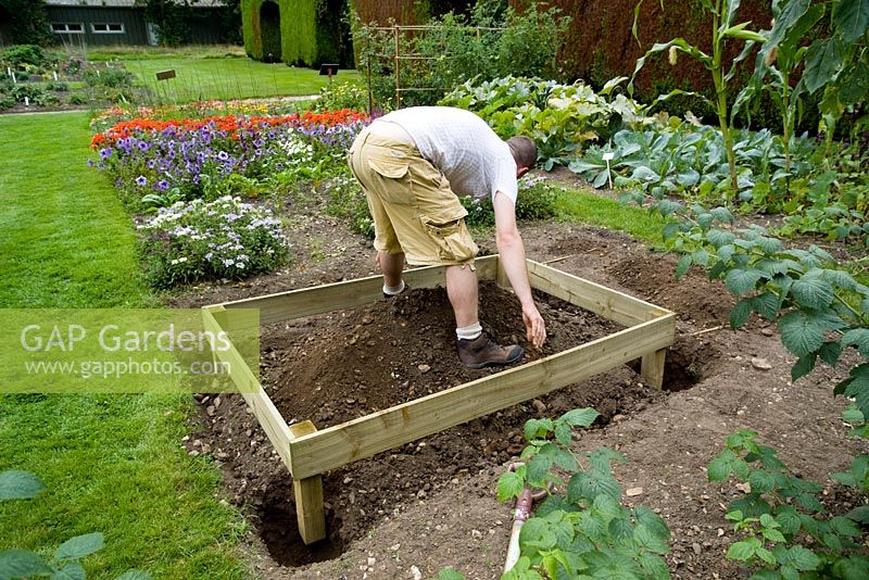 step by step, making a raised bed - positioning finished project