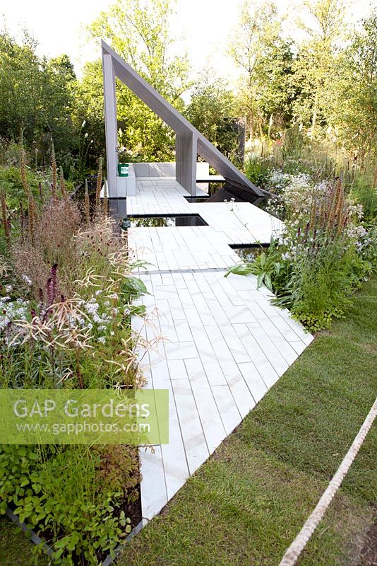 Contemporary garden 'Macmillan Legacy garden'.