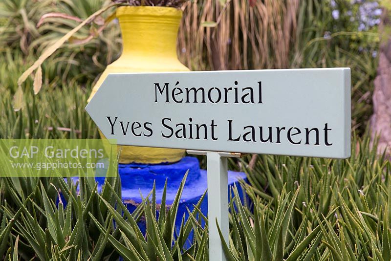 Sign to the Yves Saint Laurent memorial garden. Jardin Majorelle, Yves Saint Laurent garden