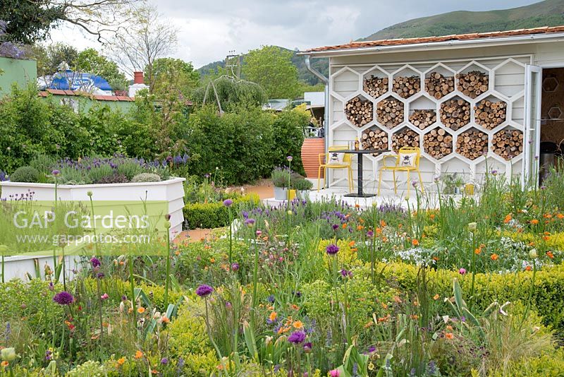 The Bees Knees in support of The Bumblebee Conservation Trust - RHS Malvern Spring Festival 2015
