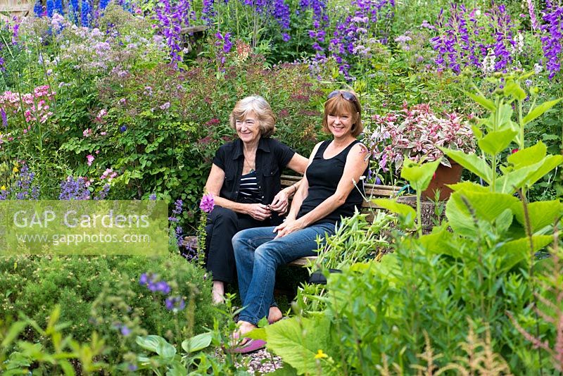 Valerie Mills with her daughter Dawn.