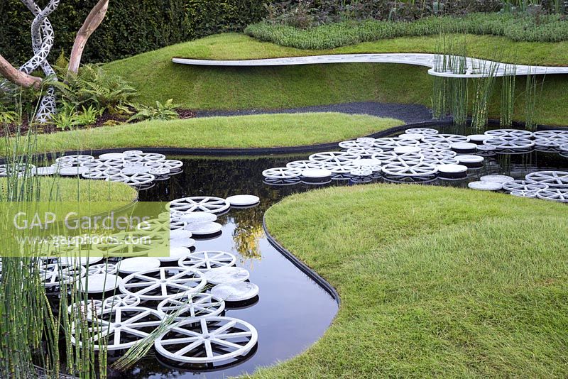 The Imperial Garden - Revive. RHS Chelsea Flower Show 2016. Designer: Tatyana Goltsova, Sponsor: Imperial Garden