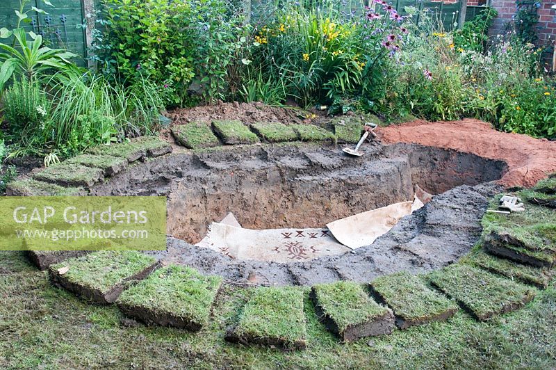 Building an informal wildlife pond