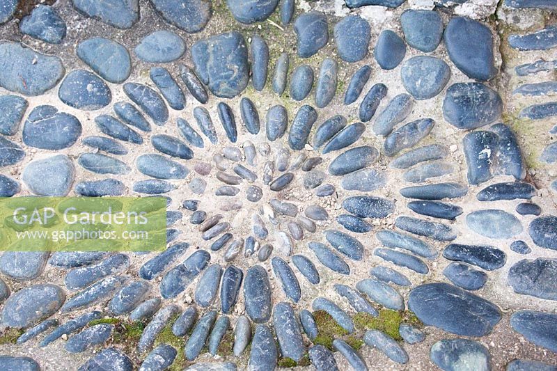 Mosaic pavement made of pebbles, October