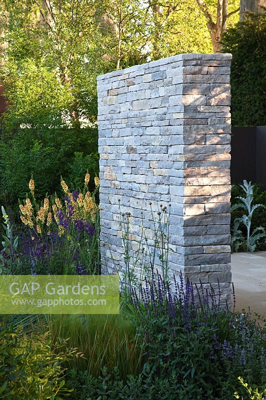 Stone feature wall in The Daily Telegraph Garden at RHS Chelsea Flower Show 2010 designed by Andy Sturgeon