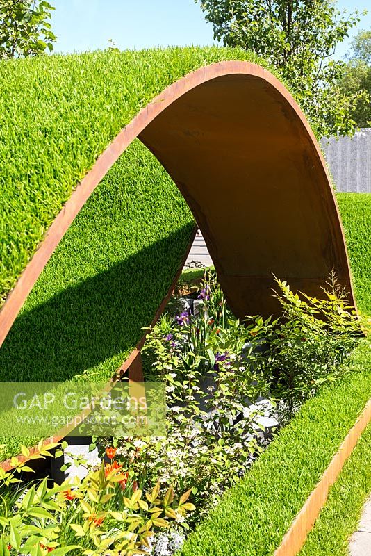 The World Vision Garden at the RHS Chelsea Flower Show 2016. Designer: John Warland. Sponsor: World Vision.