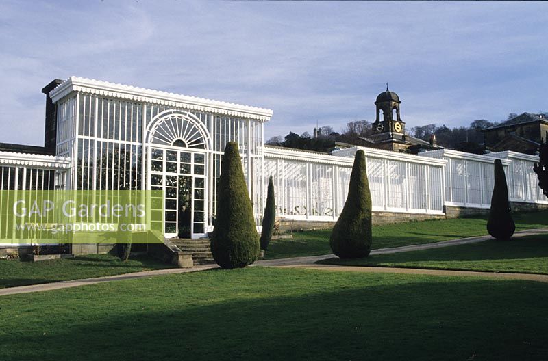 Chatsworth Derbyshire Paxton s glasshouse conservatory