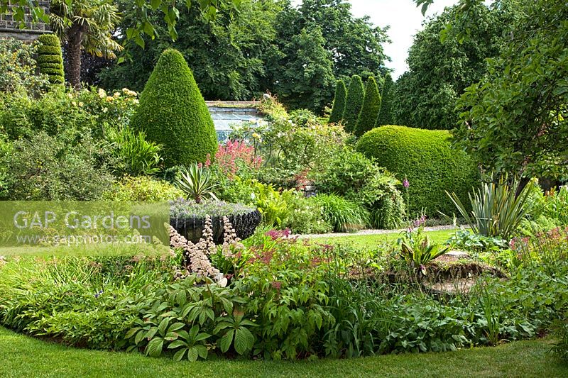 The Pond Garden, York Gate, Leeds, Yorkshire, UK. 