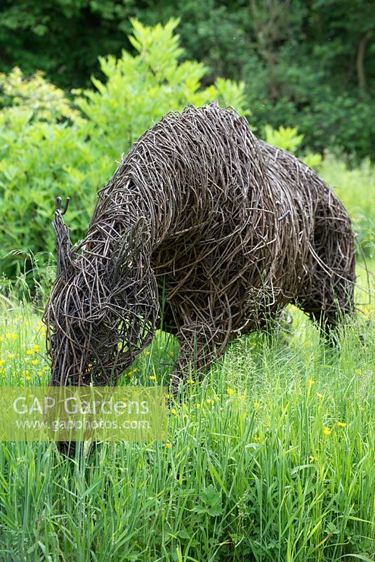 Willow horse sculpture by Helen Colletta, Suffolk