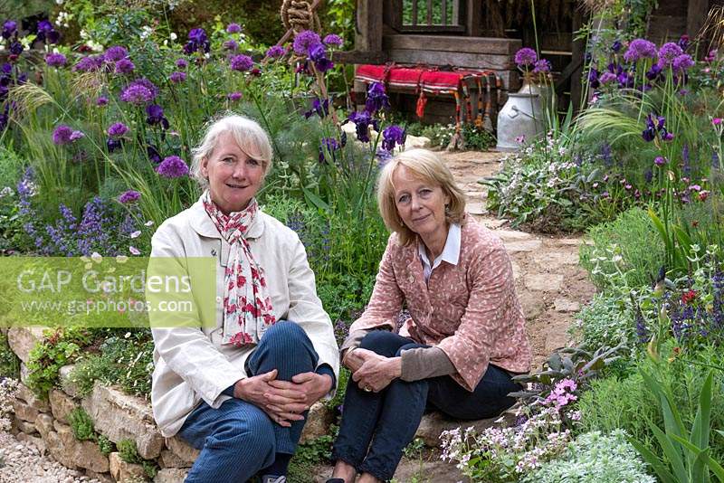 Donkey Matters Garden. Designers Christina Williams and Annie Prebensen in a garden planted mainly with dry region plants. Sponsor: The Donkey Sanctuary.