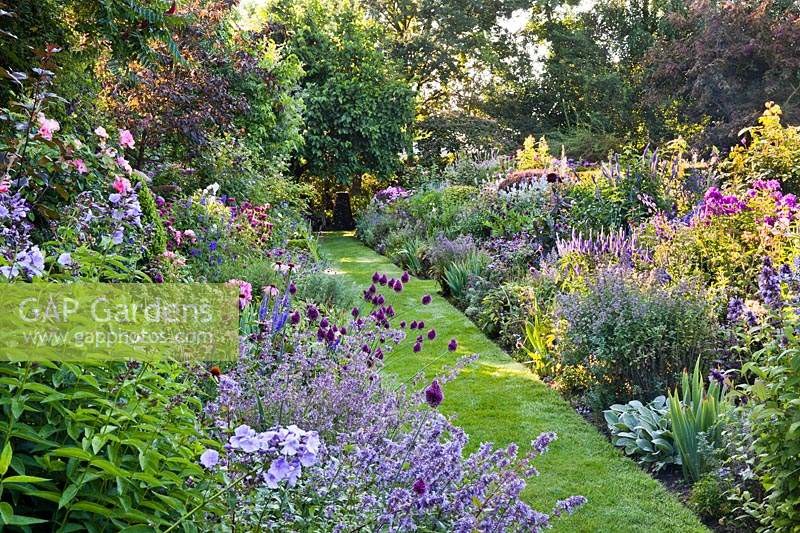 Herbaceous double borders 