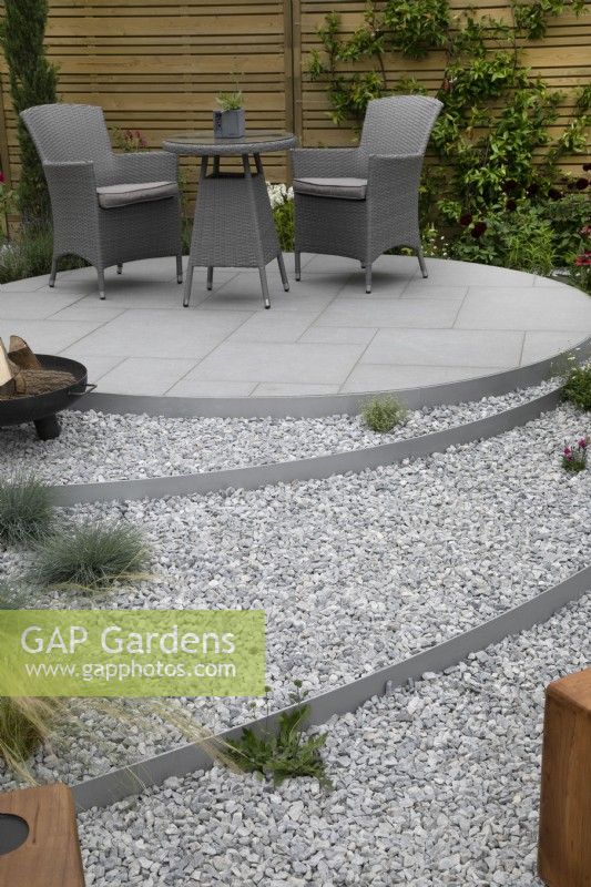 'A Very British Affair' on APL Avenue - BBC Gardener's World Live 2021 - circular paved seating area 