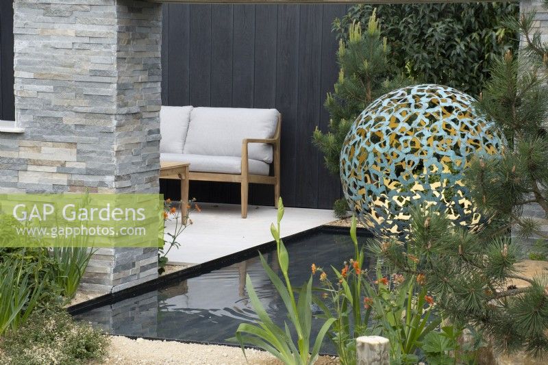 'A Peaceful Escape' Show Garden at the RHS Spring Festival 2022 - Designer James Langlands  - Silver Gilt Medal Show Garden