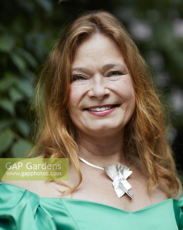 Tonia Suonio. Garden Designer and Horticulturist.