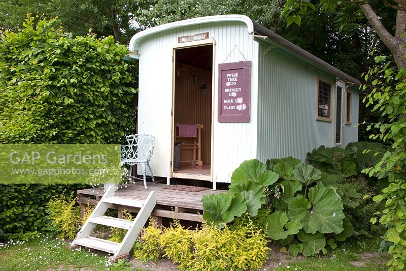 Construction trailer as a garden house 