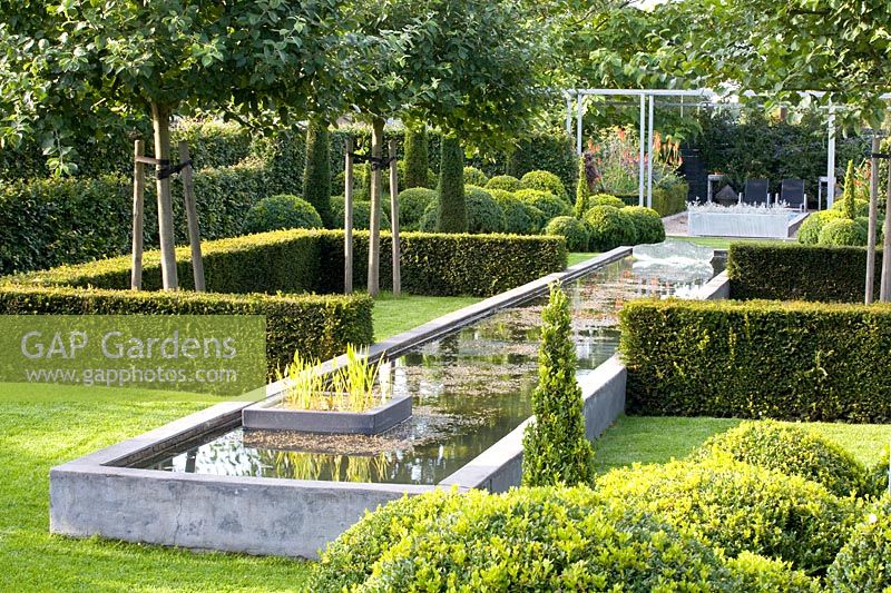 Formal garden with water feature 