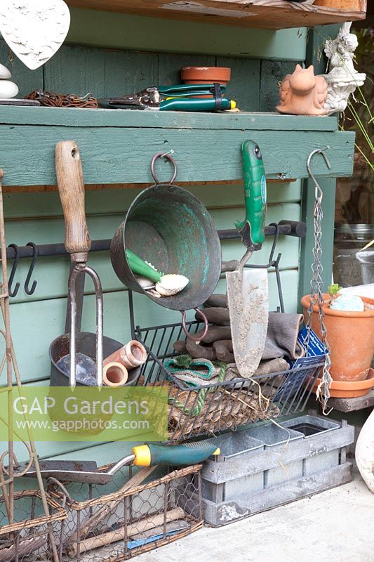Garden tools at the garden house 