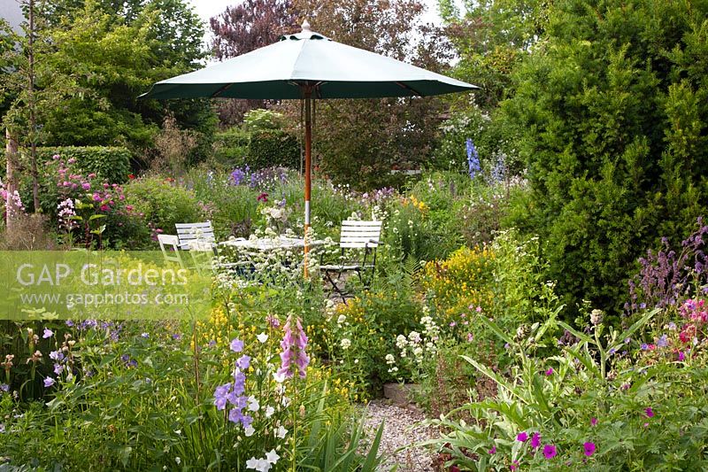 Seating in the natural garden 