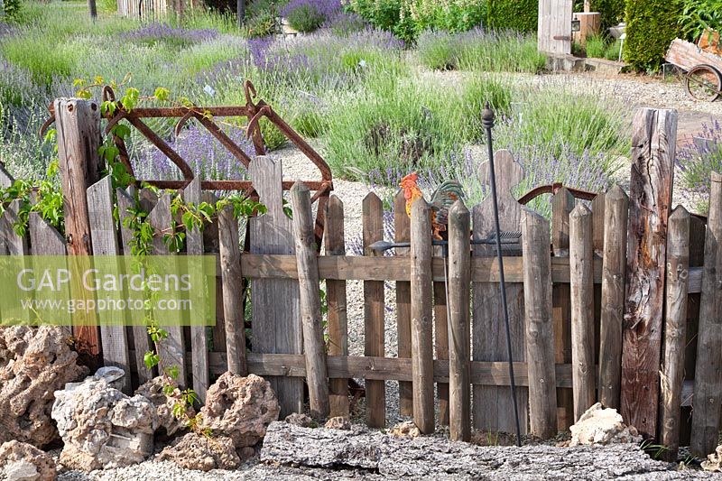 Fence made of recycled materials 