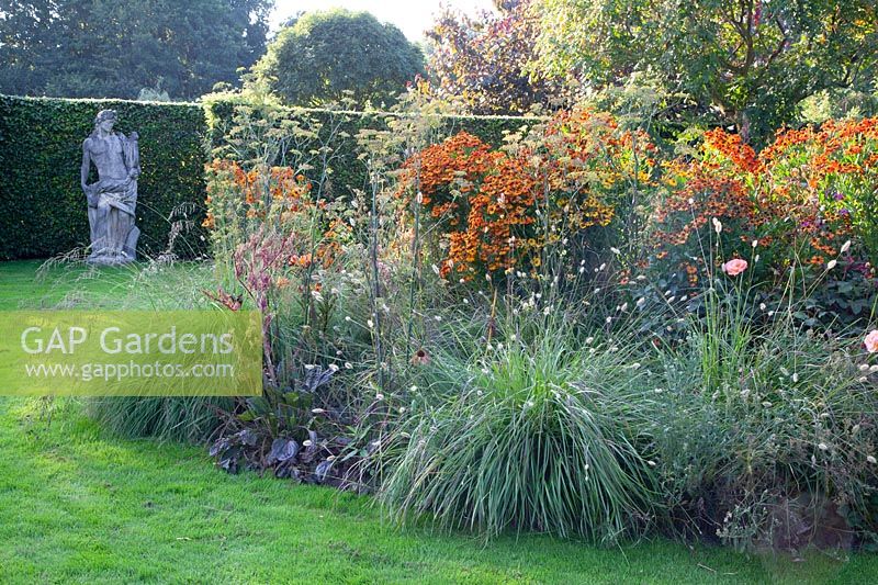 Perennial bed in late summer 