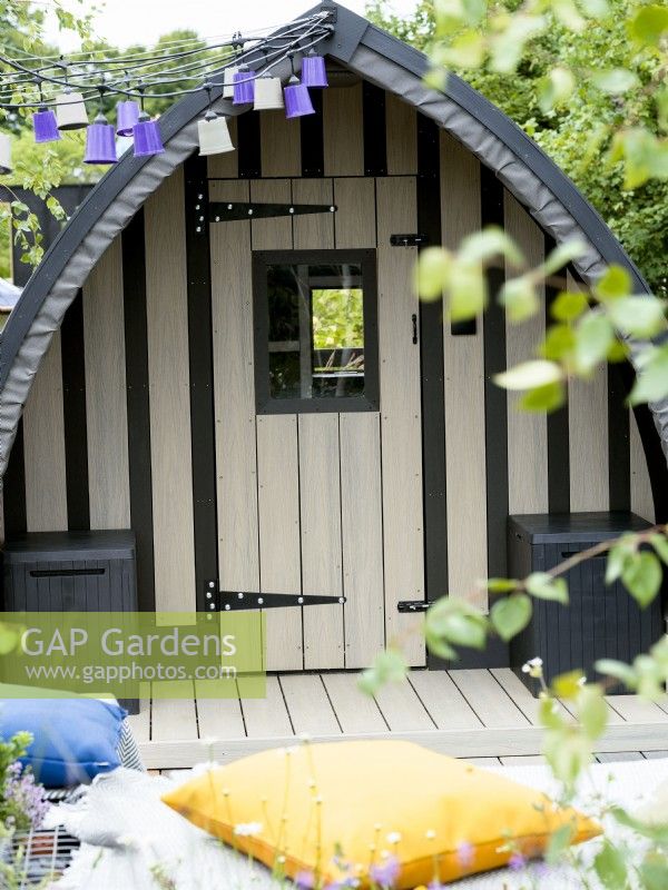 Garden cabin, summer August