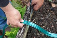 Garden watering system - Step 3 - Cut the seep hose to length