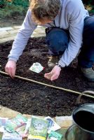 Mini potager - Step 7. Sow a selection of vegetables and flowers or plant ready grown plantlets