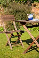 Table and chairs ready for makeover
