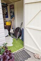 Shed transformed into teenage den