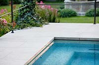 Whirpool with natural stone slabs