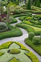 Topiary in Nong Nooch Tropical Botanical Garden, Thailand. 