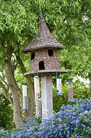 Willow birdhouse 