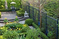 Formal, small garden with terrace 