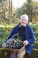 Portrait Olive Mason, garden owner 