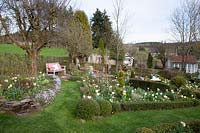 Seating in the spring garden, Phlox subulata 